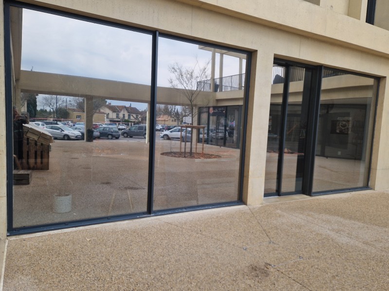 Journée marathon : 2 boucheries équipées en solo au Pontet et à Caumont !